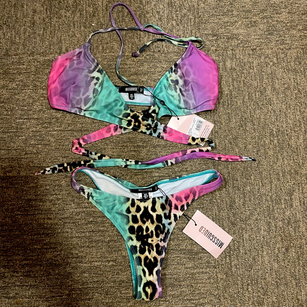 Multicolored leopard Misguided Bikini(NWT)